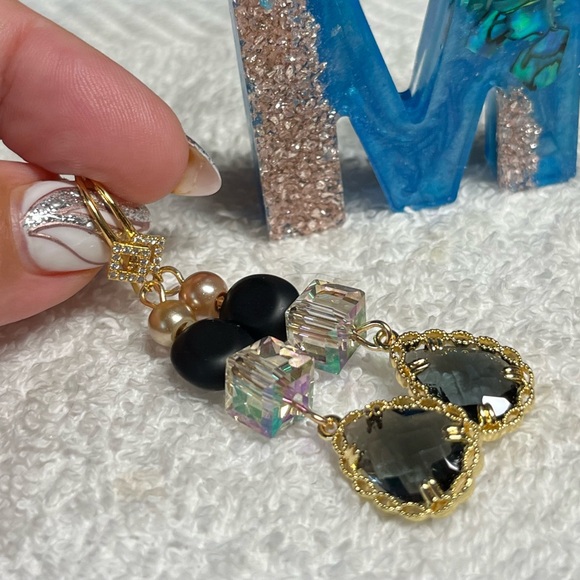 🖤🦋925 plated drop earring gorgeous CZ ZIRCON black faceted drop - Picture 2 of 8